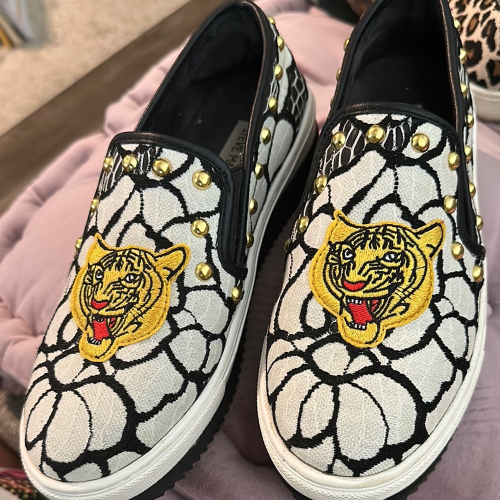 Steve Madden Black and White Tiger Embroidered Slip-Ons